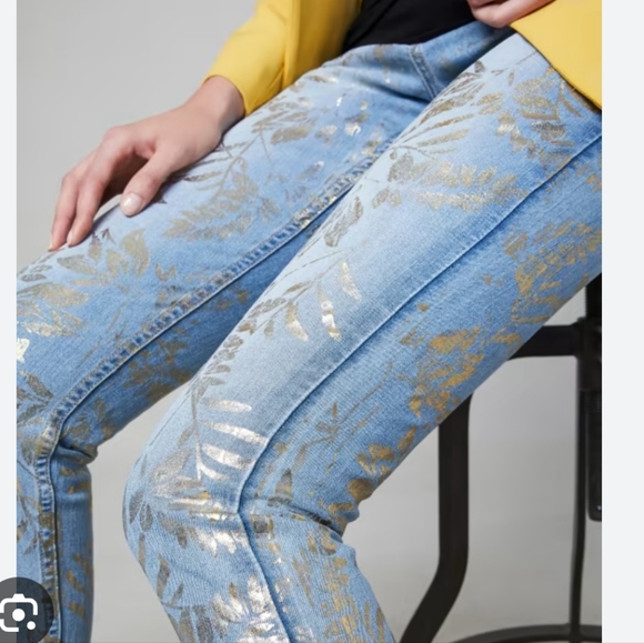 Frank Lyman design jeans - Picture 11 of 11